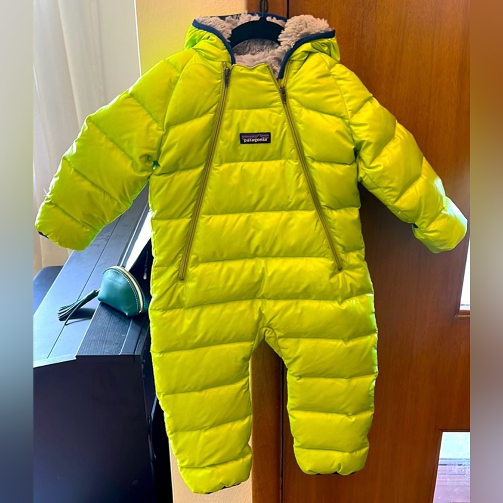 Patagonia Infant Hi-Loft Down Sweater Bunting
6-12 months